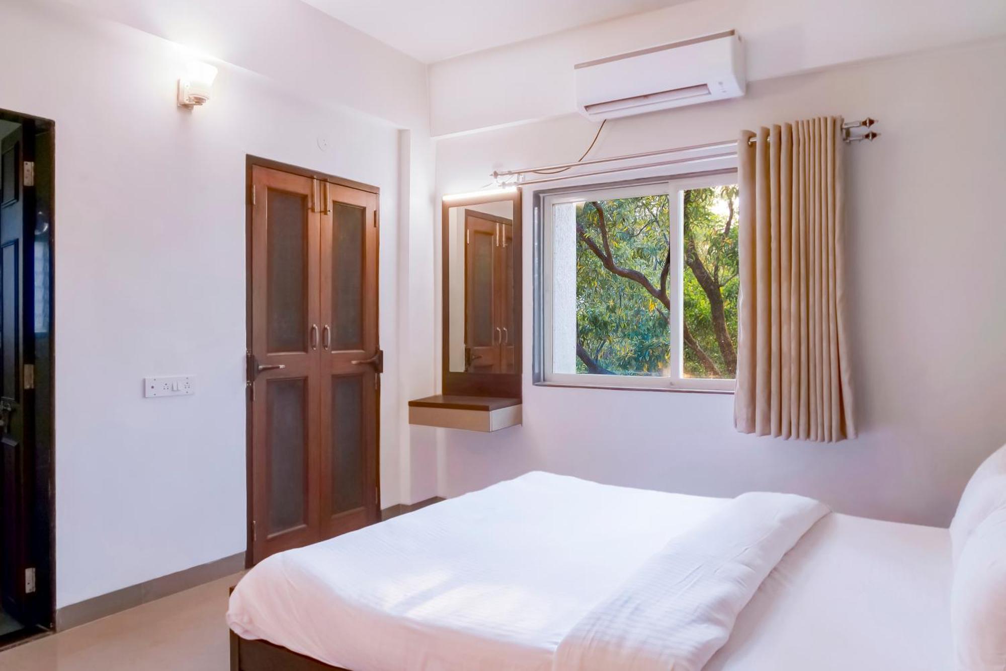 Sterling Stolen Heaven Lonavala Hotel Room photo