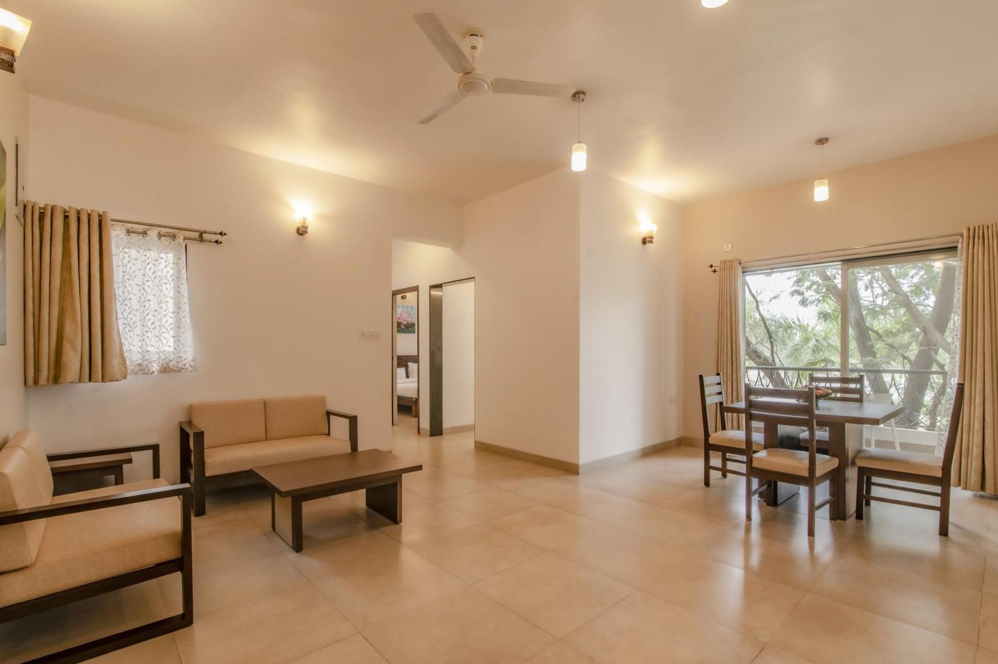 Sterling Stolen Heaven Lonavala Hotel Room photo