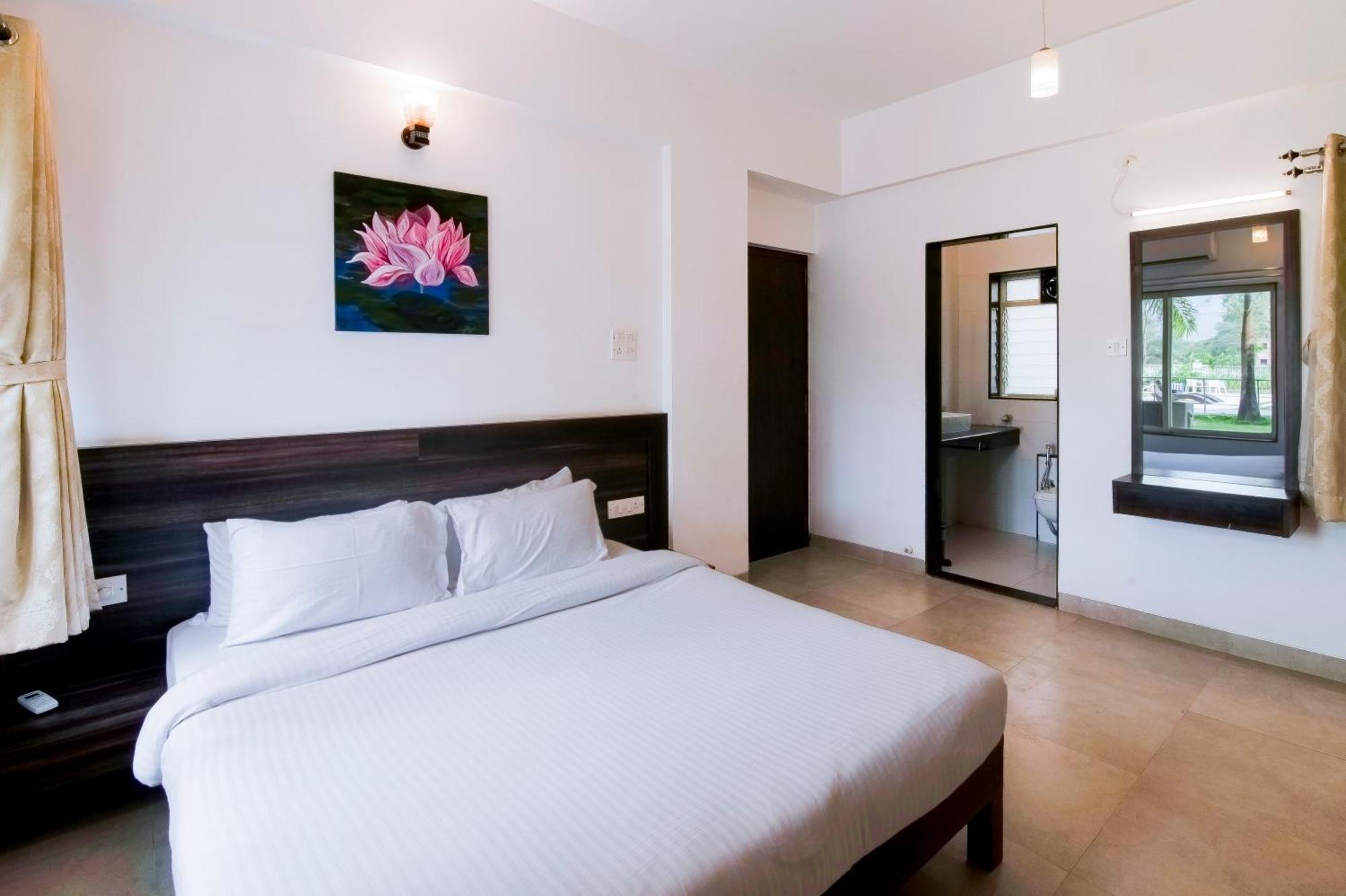 Sterling Stolen Heaven Lonavala Hotel Room photo