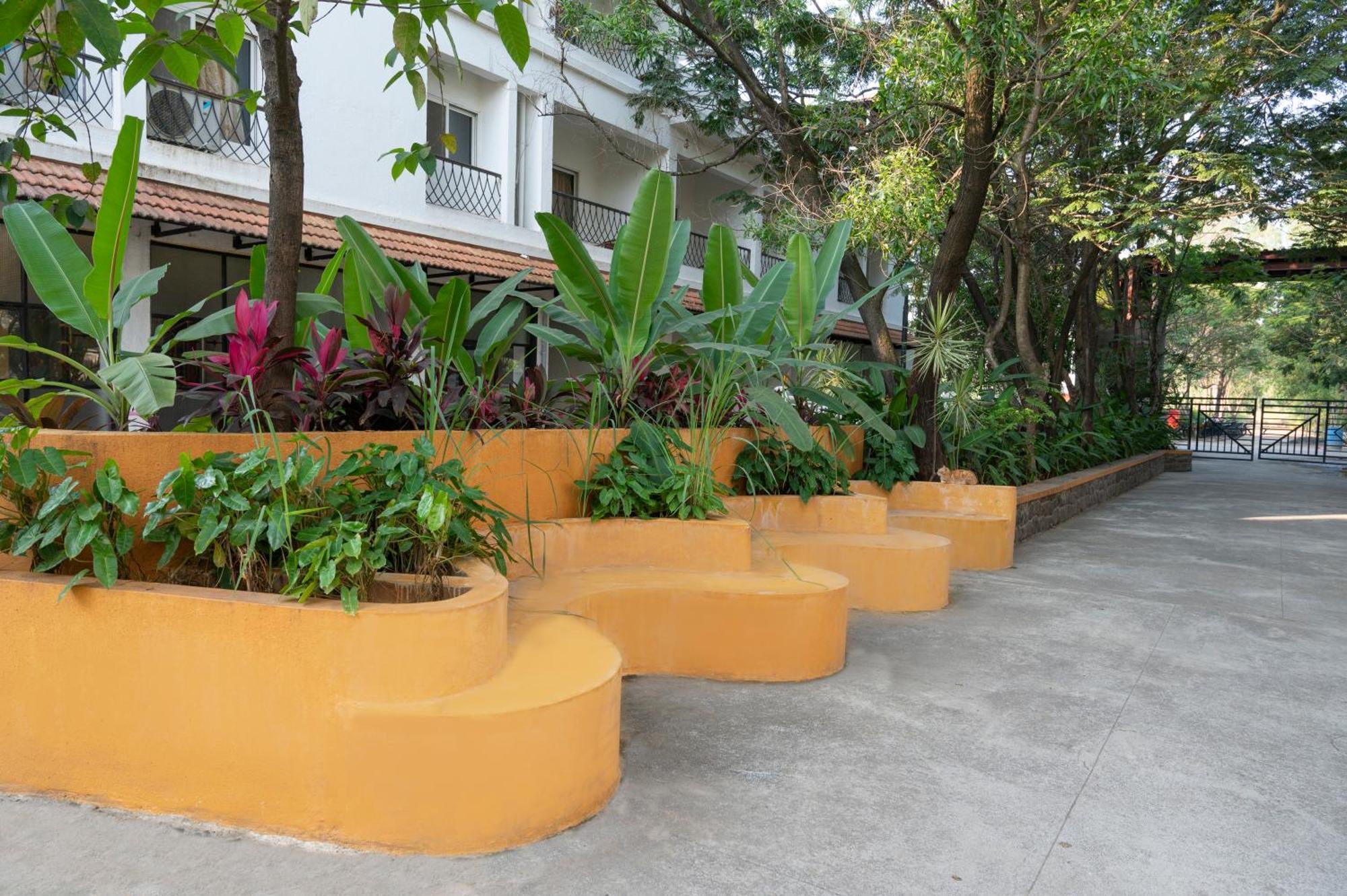 Sterling Stolen Heaven Lonavala Hotel Exterior photo